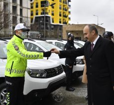 Edirne Valiliğinden Emniyet’e araç desteği