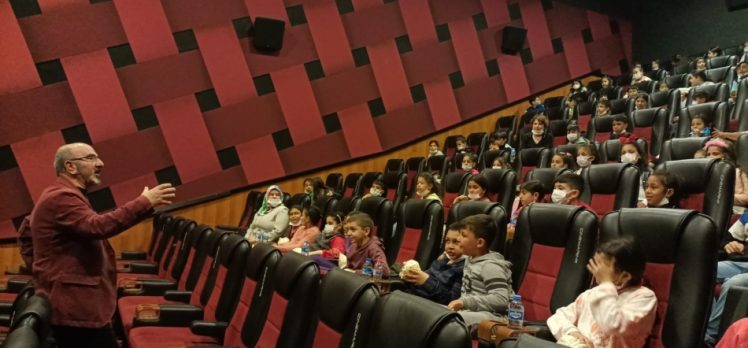 Çocukların sinema heyecanı