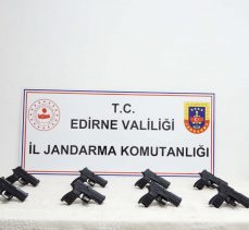 Jandarma kaçakçılara göz açtırmıyor