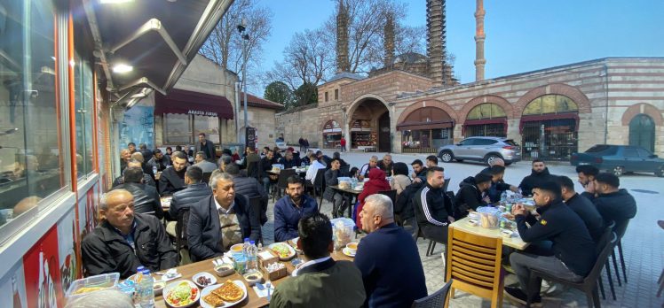 İş İnsanı İlham Tüdeş’in iftar sofrası gönülleri buluşturdu