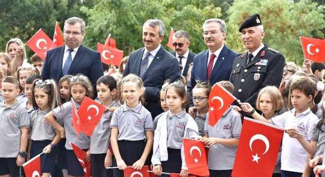 2023-2024 Eğitim-Öğretim yılı ilk ders zili çaldı