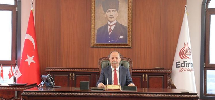 “Senin aydınlık yolunda yürümekten asla vazgeçmeyeceğiz”