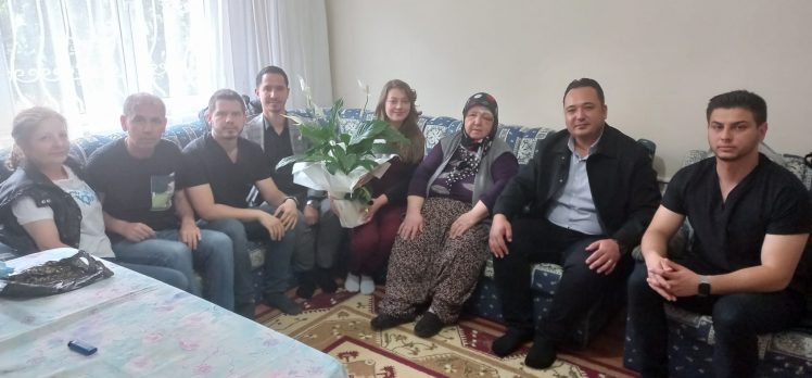 Belediye heyetinden “Zehra Oluçay’a geçmiş olsun” ziyareti