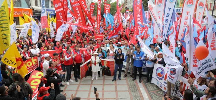 Edirne’de 1 Mayıs coşkuyla kutlandı