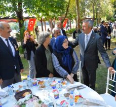 Vali Sezer, Gazilerimiz ve şehit aileleri ile bir araya geldi.