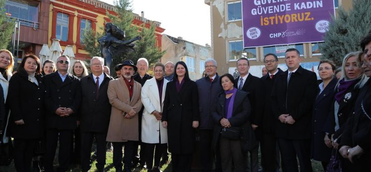 CHP Kadın Kolları: “Çare bizde!”